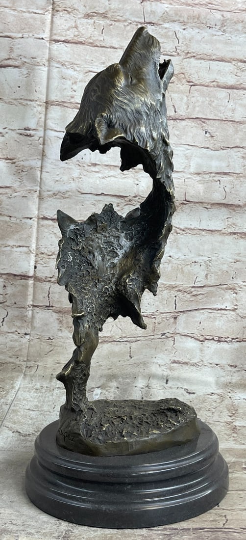 Two Wolves Head Bust Bronze Sculpture - 5