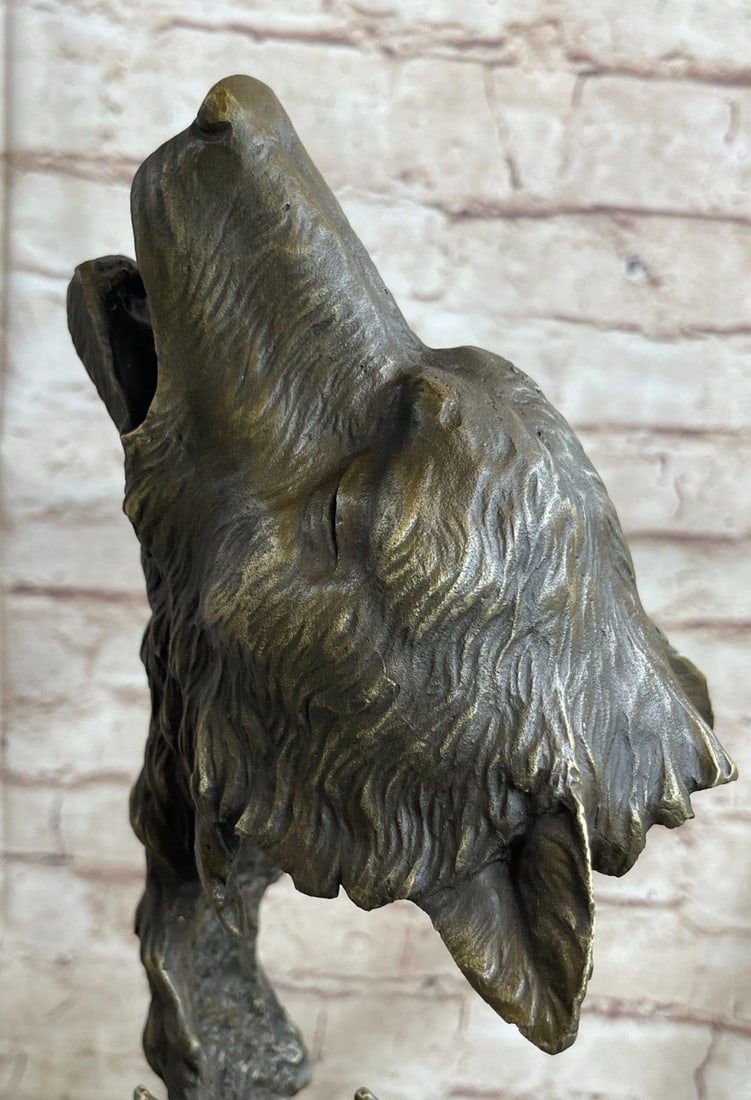Two Wolves Head Bust Bronze Sculpture - 8