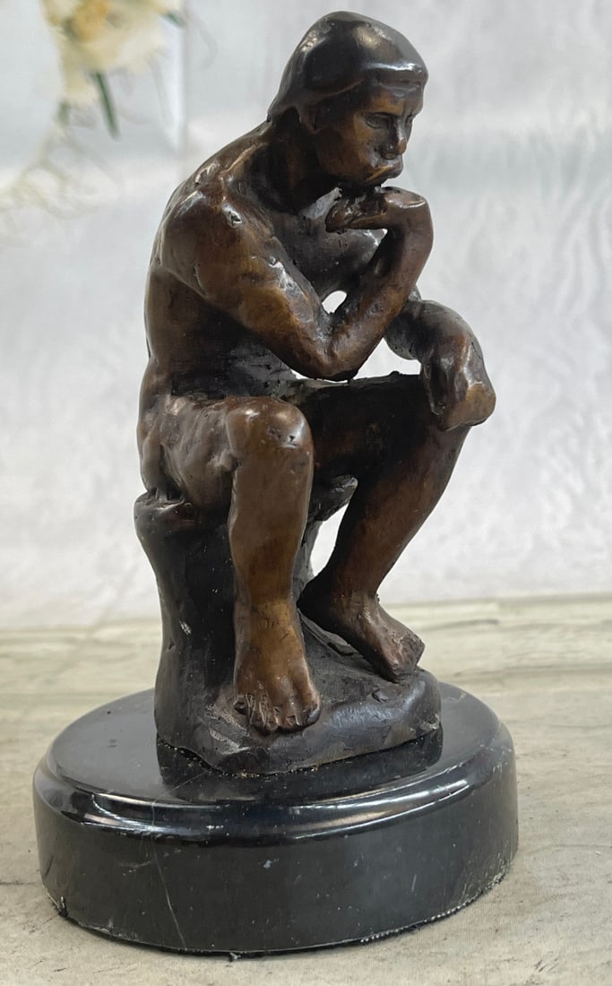Elegant Bronze Statue - 3