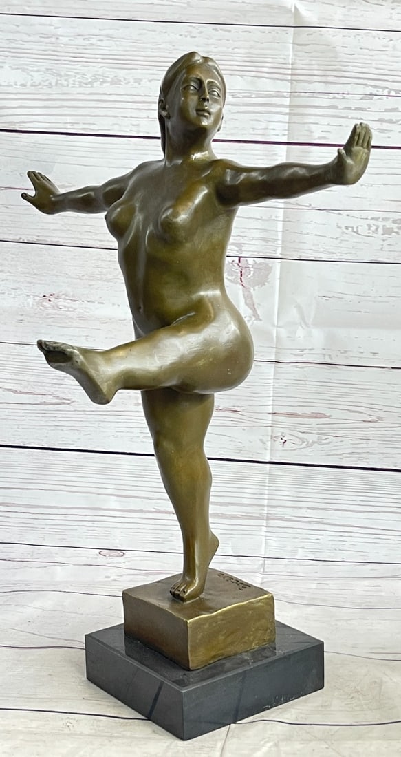 Curvy Nude Woman Bronze Sculpture: The curvy nude woman lifts her left leg straight ahead while her arms are extended out beside her. The composition recalls the Classical sense yet adopts a modern abstract flair that gives her body