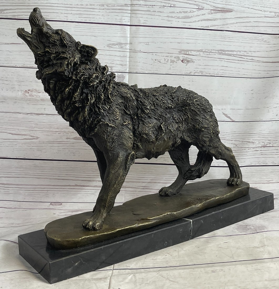 Wild Animal Life Wolf Bronze Sculpture - 3