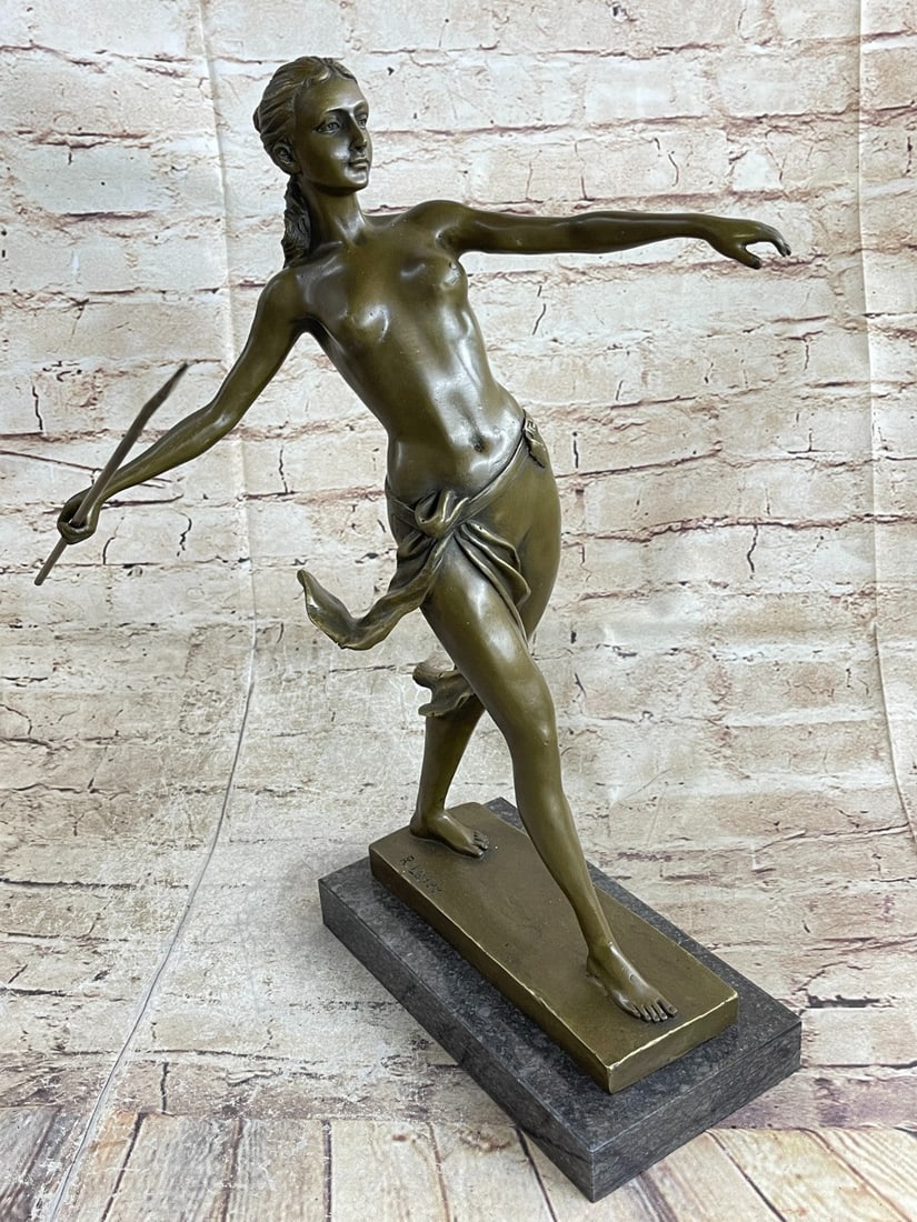 Amazon Queen Bronze Sculpture: The Amazon Queen (Hippolyta) was the fiercest of the mythological female warrior, although described as single-breasted in the story, in sculpture and art, she's always rendered with her womanly