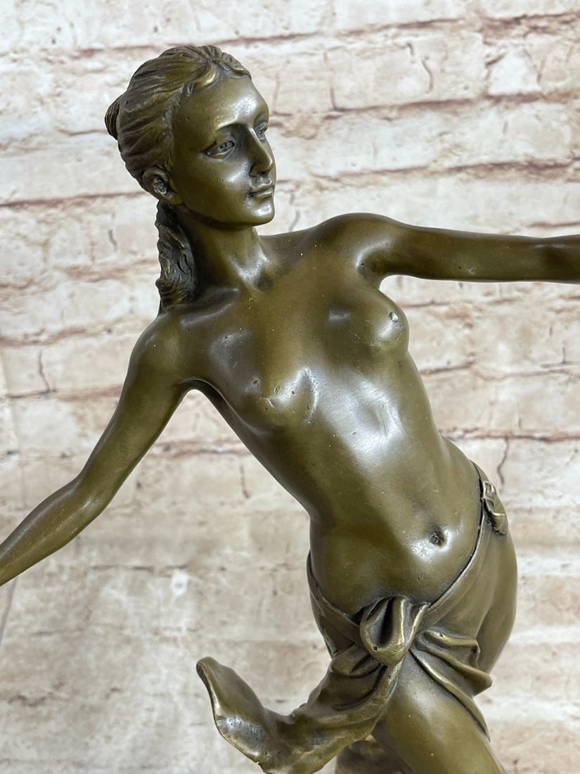 Amazon Queen Bronze Sculpture - 6