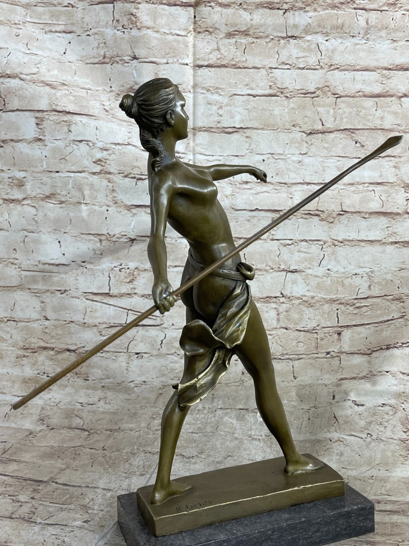 Amazon Queen Bronze Sculpture - 8