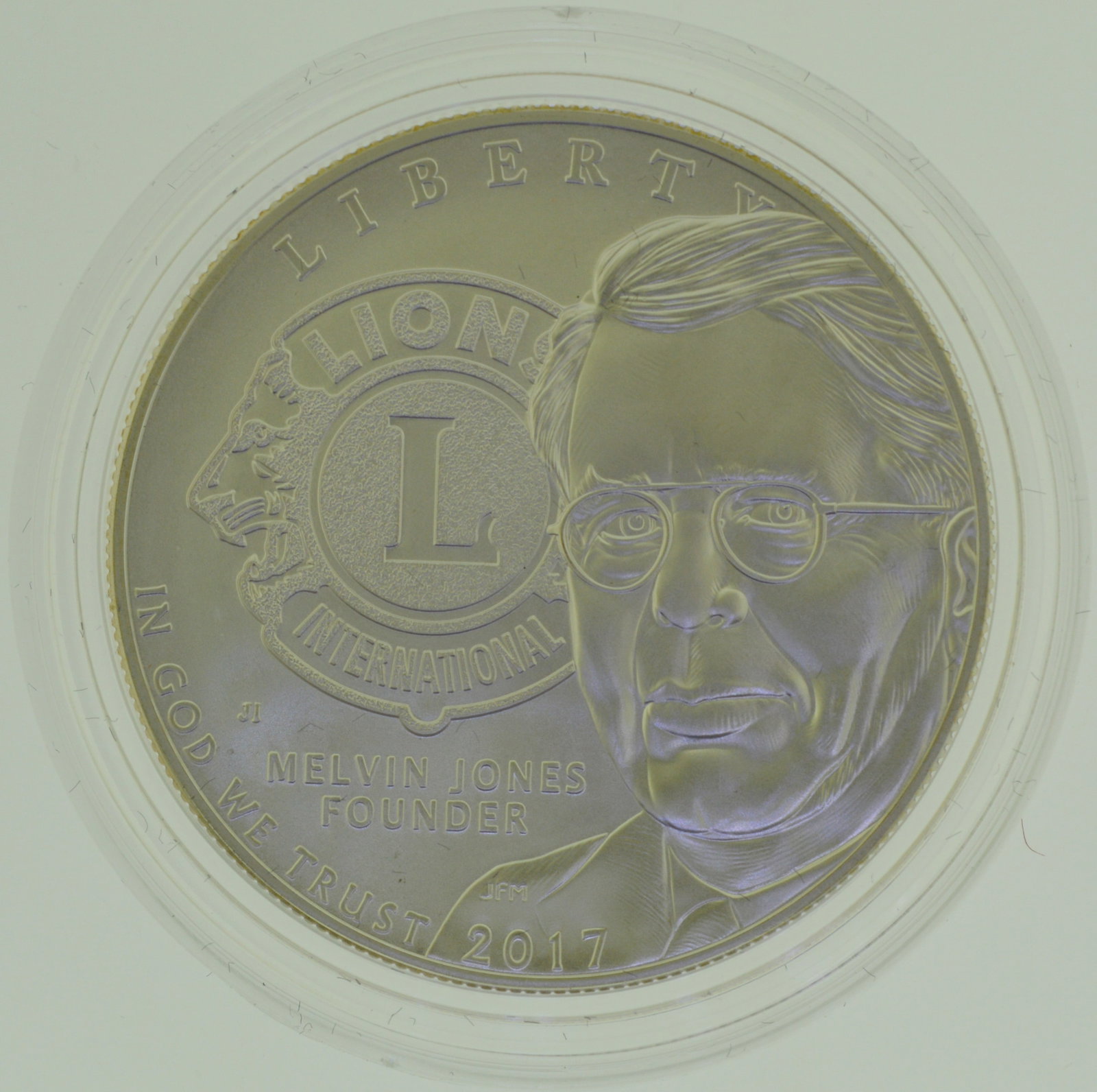 2007-P Jamestown 400th Anniversary Commemorative Coin Program U.S. Mint: Celebrate 400 Years of Jamestown History Honor the legacy of America?s first permanent English settlement with this official 2007-P U.S. Mint Commemorative Coin Program. This carefully crafted set com