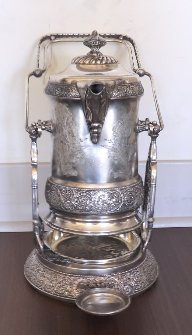 Homan Silver Plate Co Tankard on Stand (1 of 13)