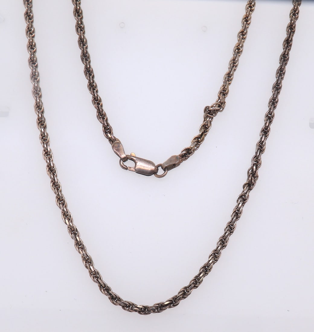 Vintage Sterling Silver Rope Chain Necklace: Vintage 925 Sterling Silver 24 inches Rope Chain Necklace. Total weight of Necklace 13.8 Grams.