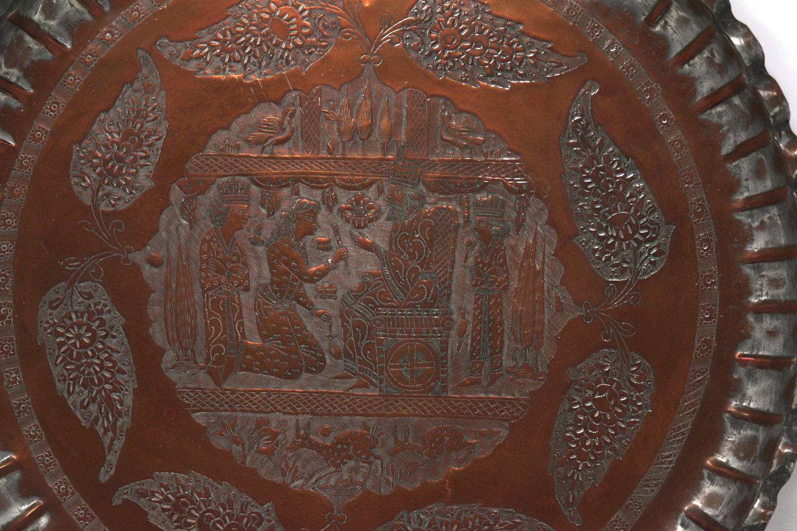 Collectable round copper handmade tray - 2