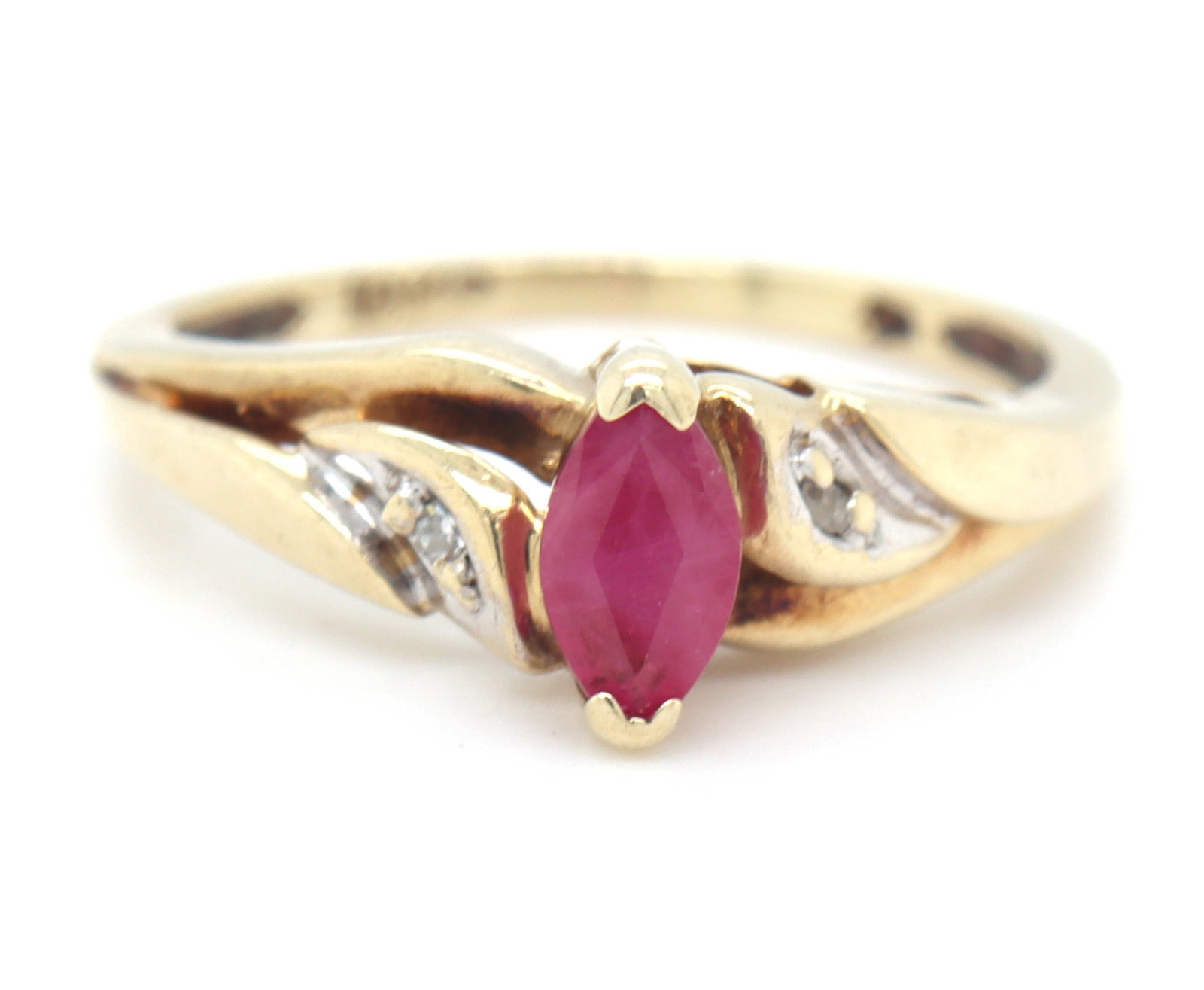 10kt Yellow gold marquise ruby ring (1 of 4)