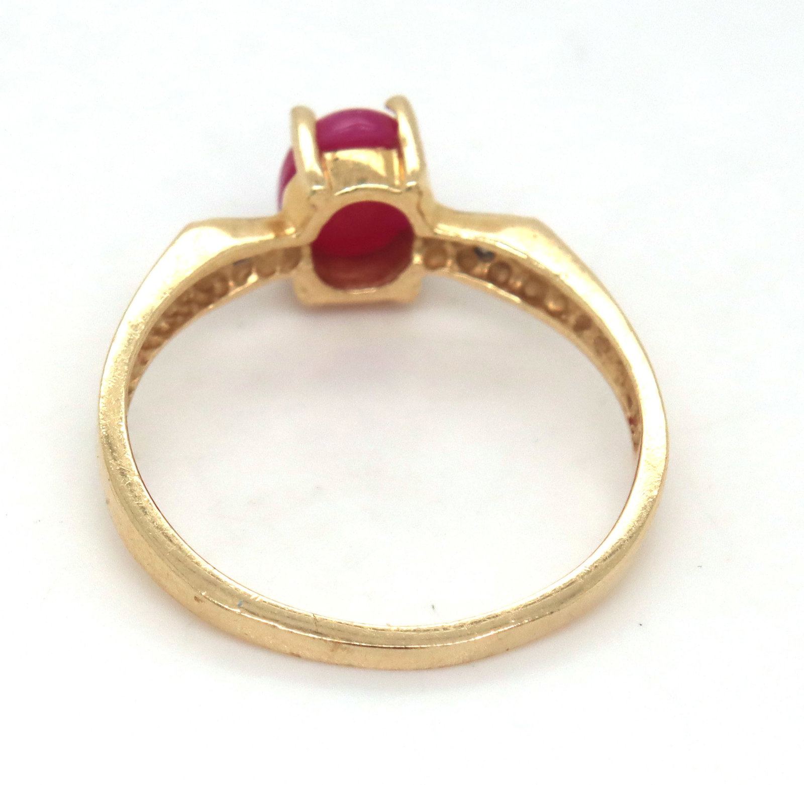 10kt Yellow gold oval cut Line star ruby ring - 2