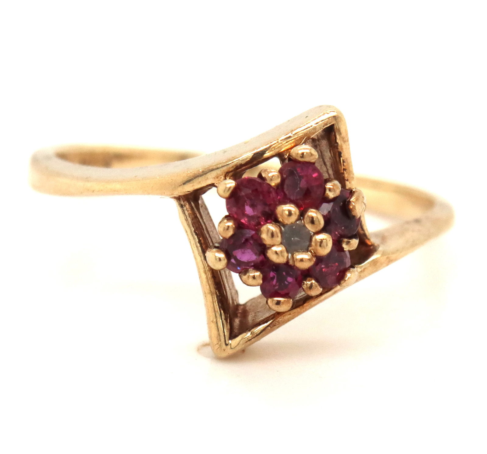 10kt Yellow gold flower style ruby ring (1 of 4)