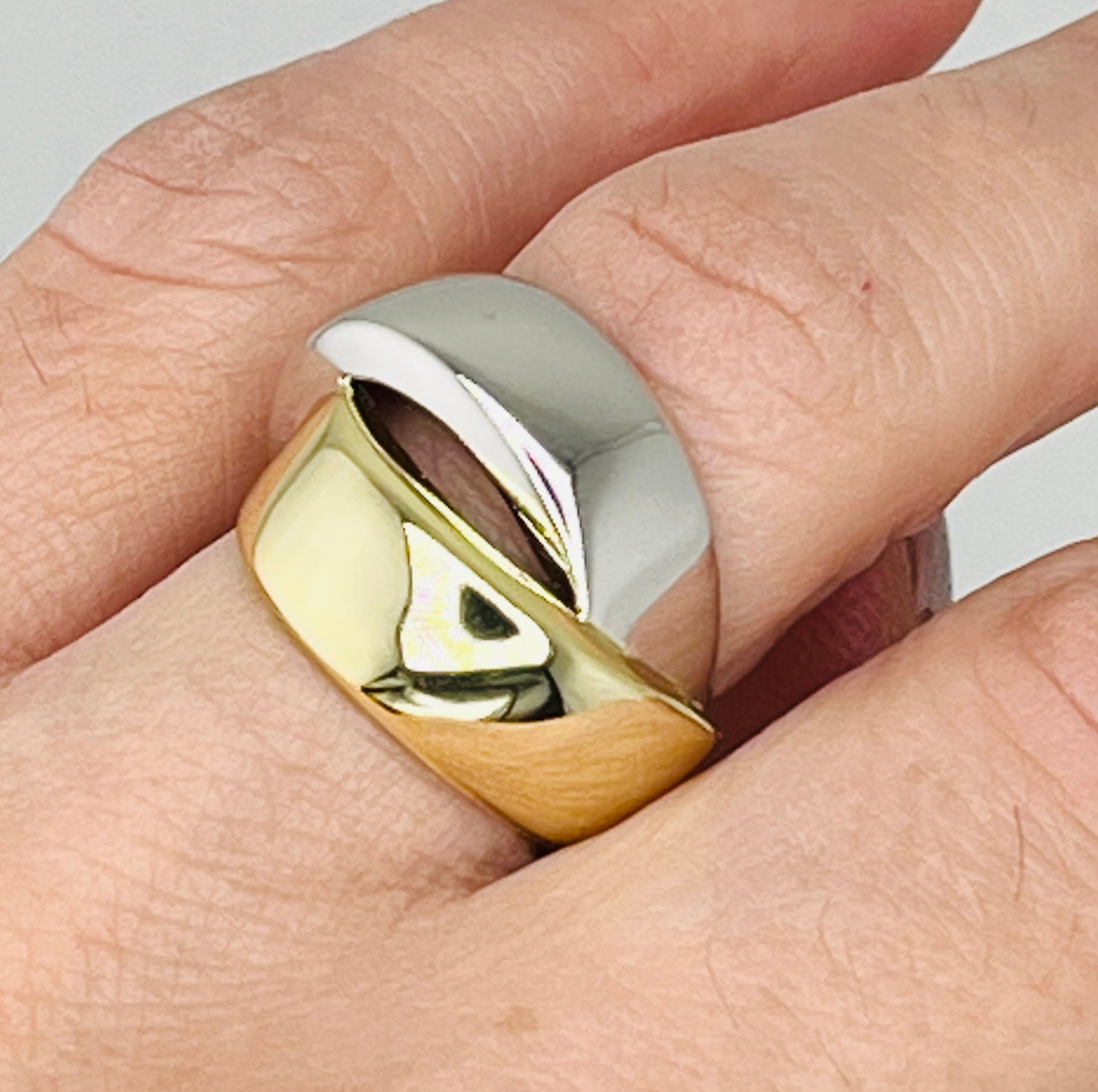 925 Sterling Silver Two Tone Crossover Ring (1 of 6)