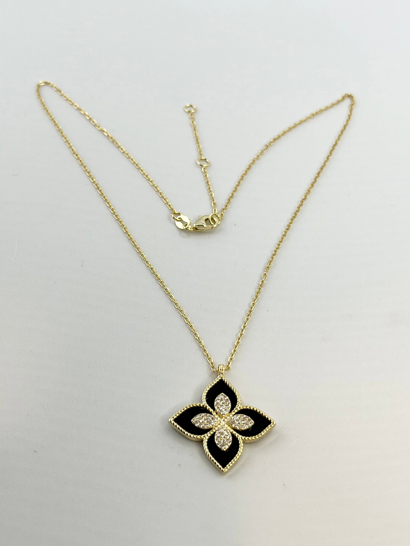 925 Sterling Silver Gold Tone Flower Princess Black Onyx With Crystal Accent Pendant (1 of 6)