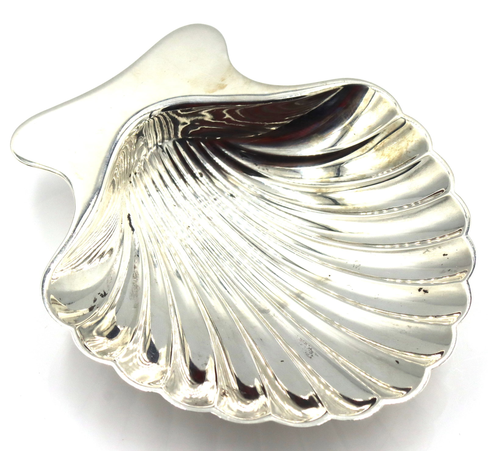 Tiffany & Co silver shell tray (1 of 4)