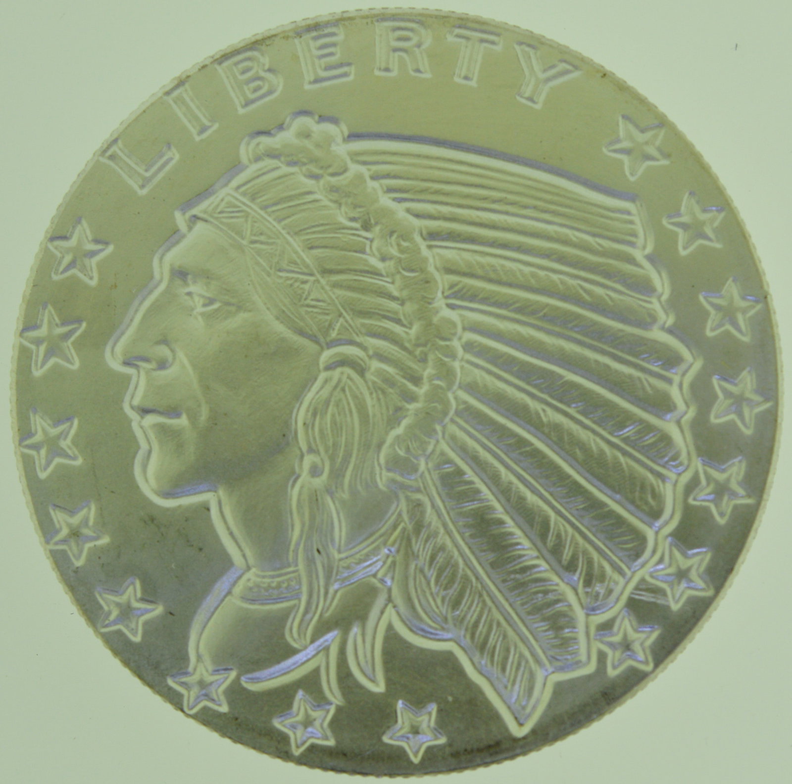 Indian Head Buffalo Design Classic Bullion 1 oz .999 Fine Silver Round: This 1 oz silver round features the iconic Indian Head Buffalo design, one of the most recognized and sought-after motifs in precious metals. Struck in .999 fine silver, this round offers both intrins