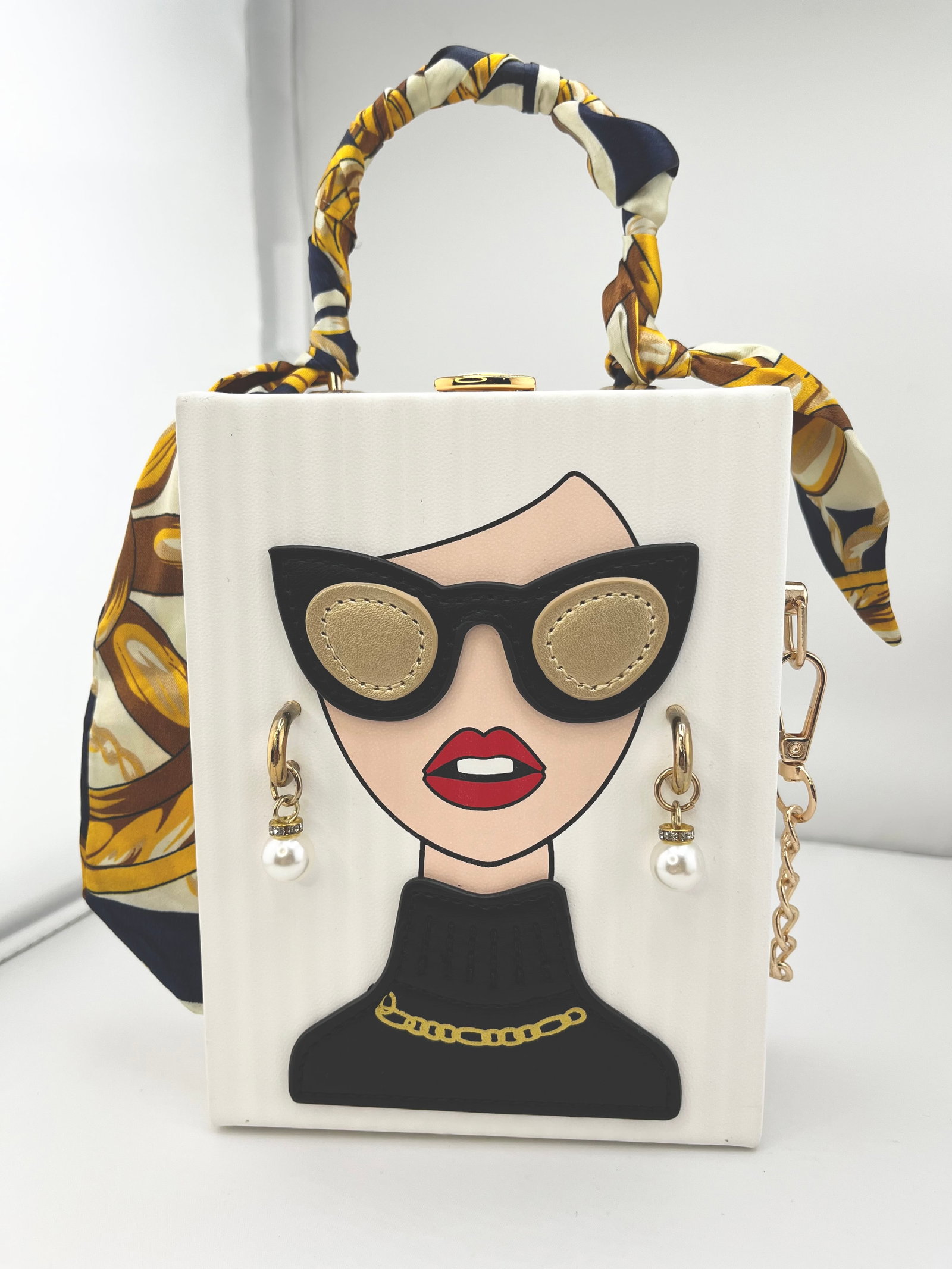Novelty 3D Lady Face Acrylic CrossBody Hand Bag (1 of 5)