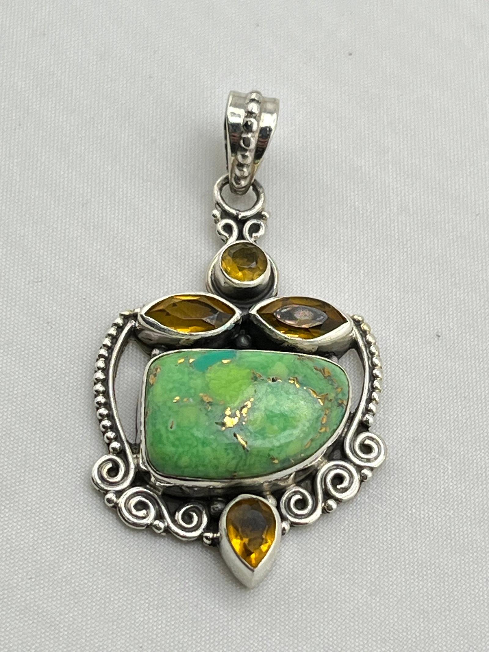 925 Sterling Silver Green Turquoise Pendant (1 of 5)