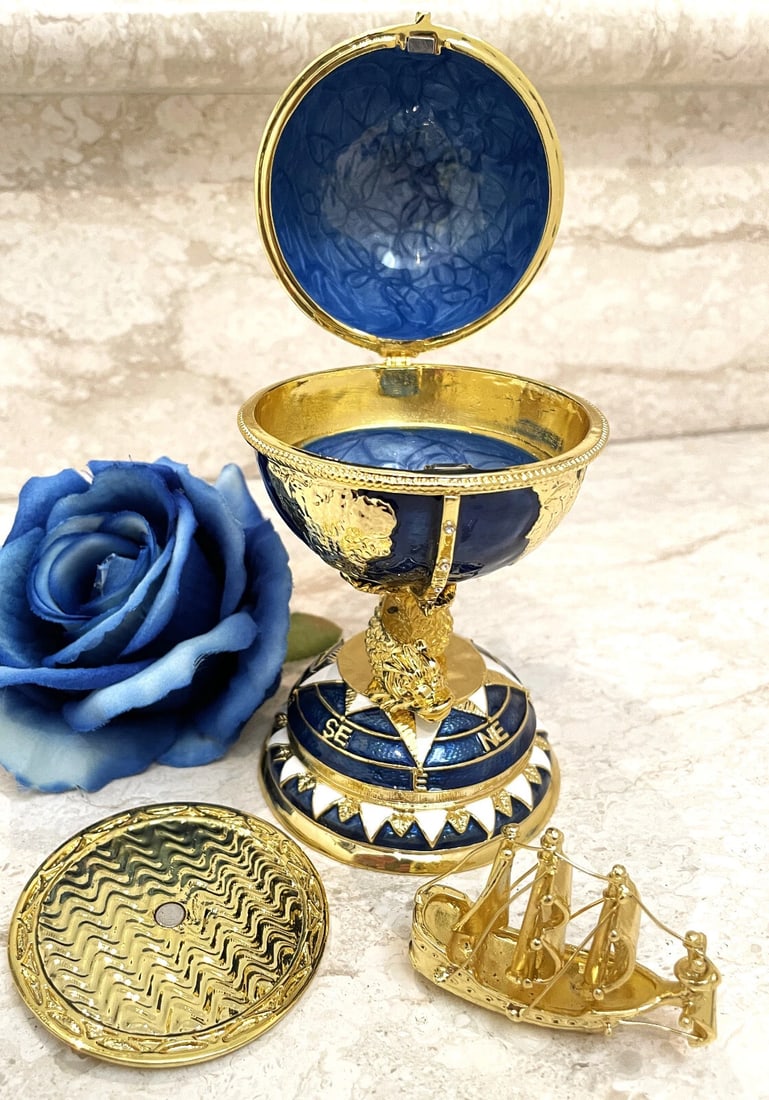 Handcrafted Sapphire & Gold Egg Trinket Box ? Symbol of Good Luck and Prosperity