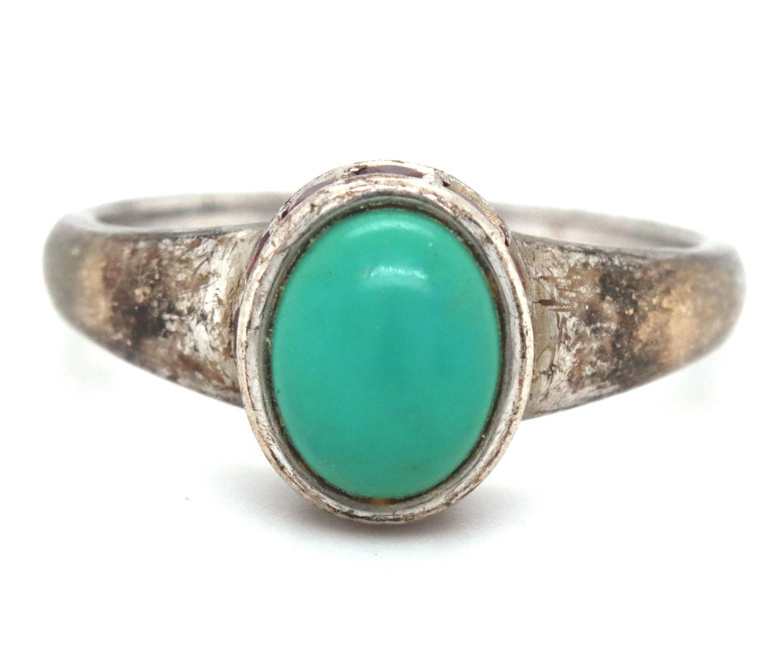 Vintage 925 sterling Silver Center Turquoise With Ruby Around Ring: Vintage 925 Sterling Silver Center Turquoise Stone Surrounded By Ruby Ring. 5 grams, Size 9.5