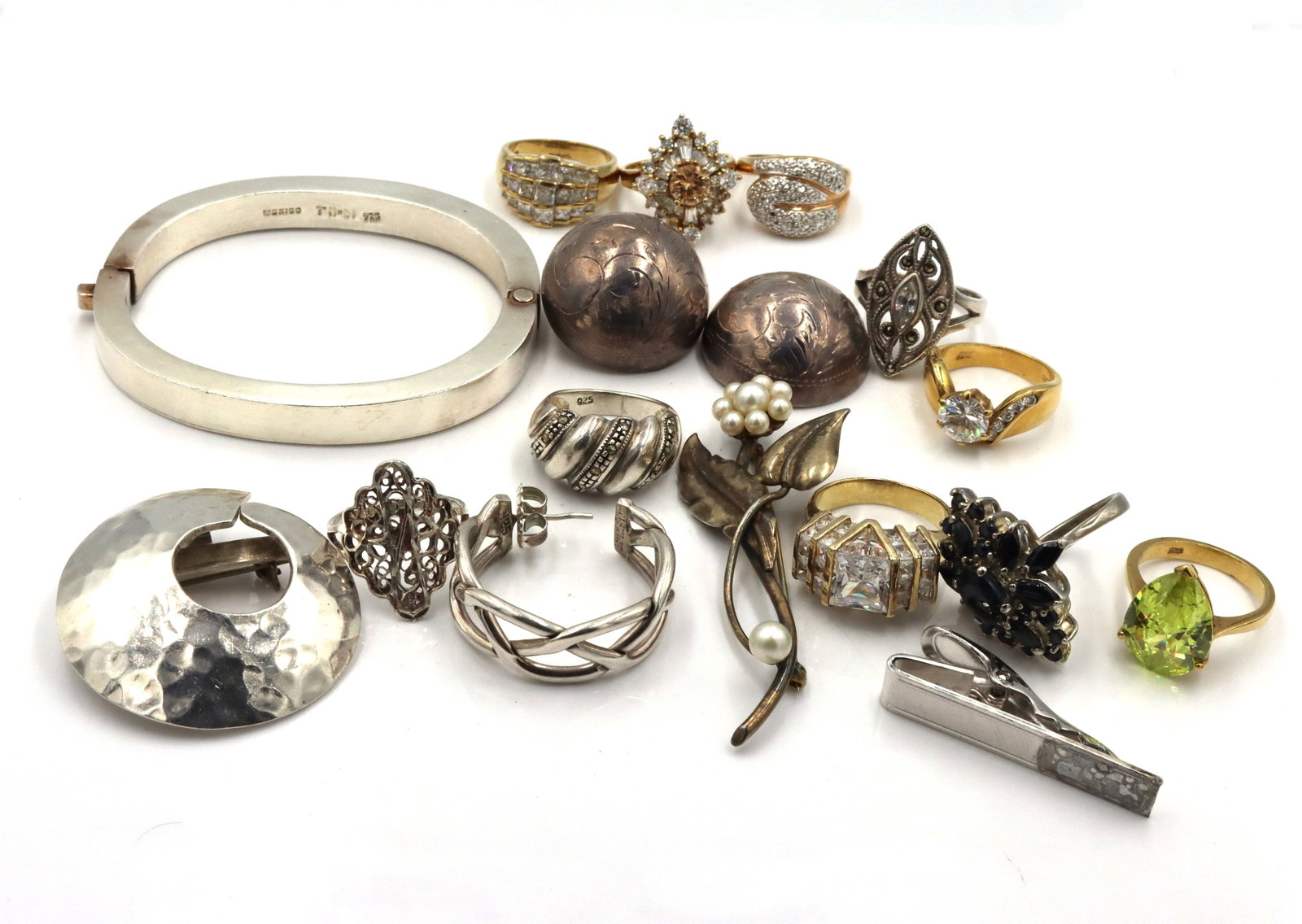 Group lot of Vintage 925 sterling silver mixed jewelry (1 of 10)