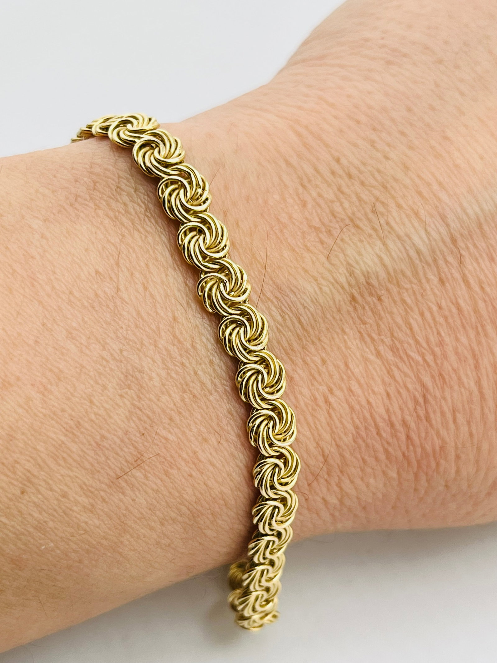 14KT Yellow Gold Byzantine Link Bracelet (1 of 6)