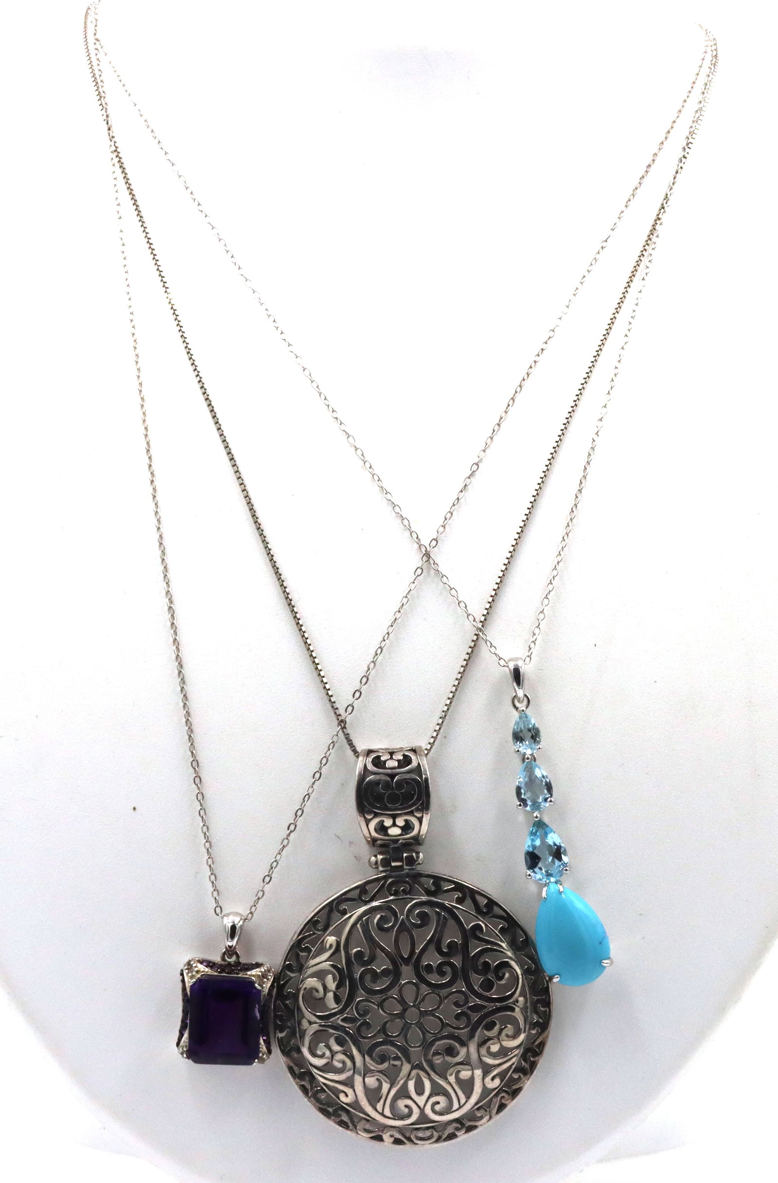Group lot of 3 Vintage 925 sterling silver necklaces (1 of 6)