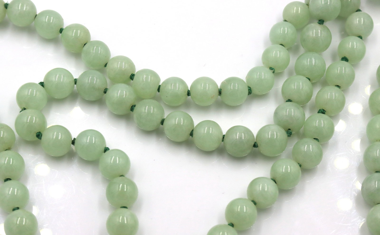 Green Jade beaded necklace - 5