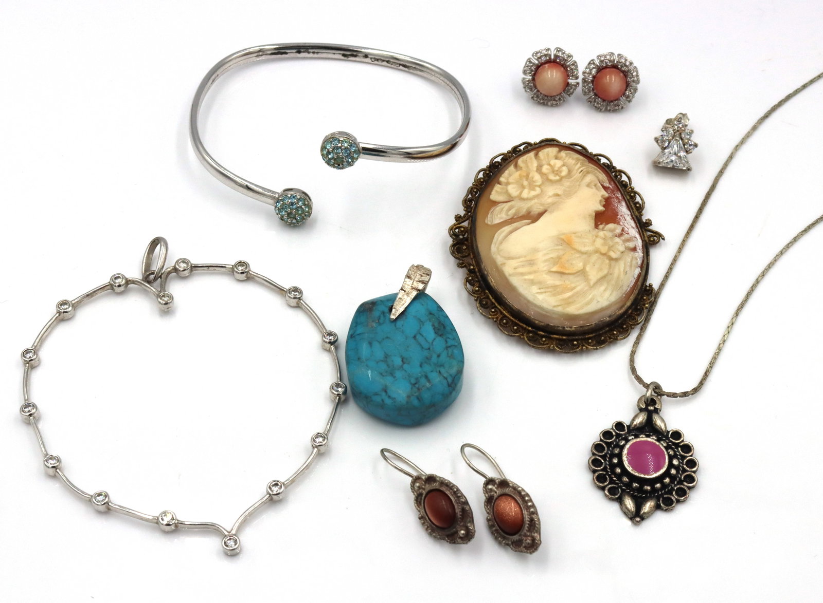 Vintage 925 sterling silver group of mixed jewelry (1 of 8)