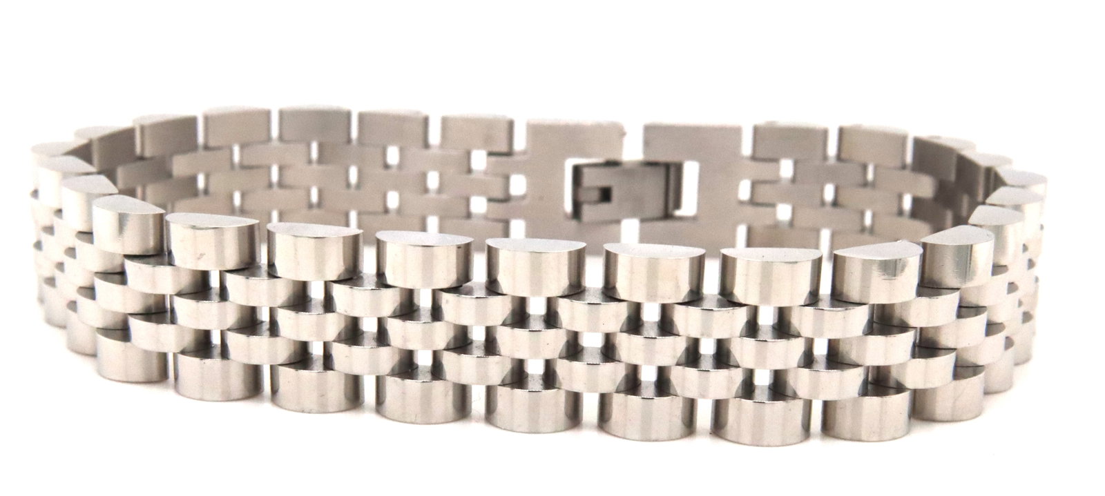 Stainless steel Rolex style link bracelet: Stainless steel Rolex style link 7.75-inch bracelet. The total weight of the bracelet is 44.9 grams.