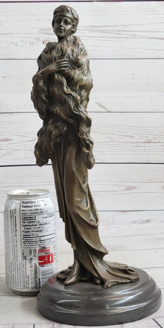 Temptress Bronze Figurine - 2