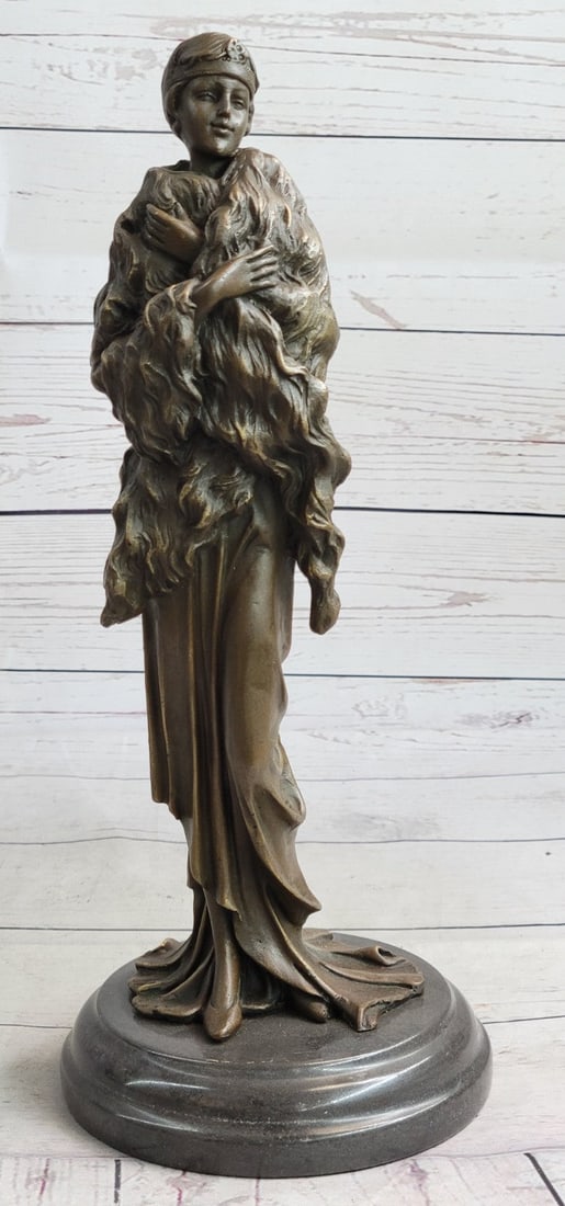 Temptress Bronze Figurine - 3