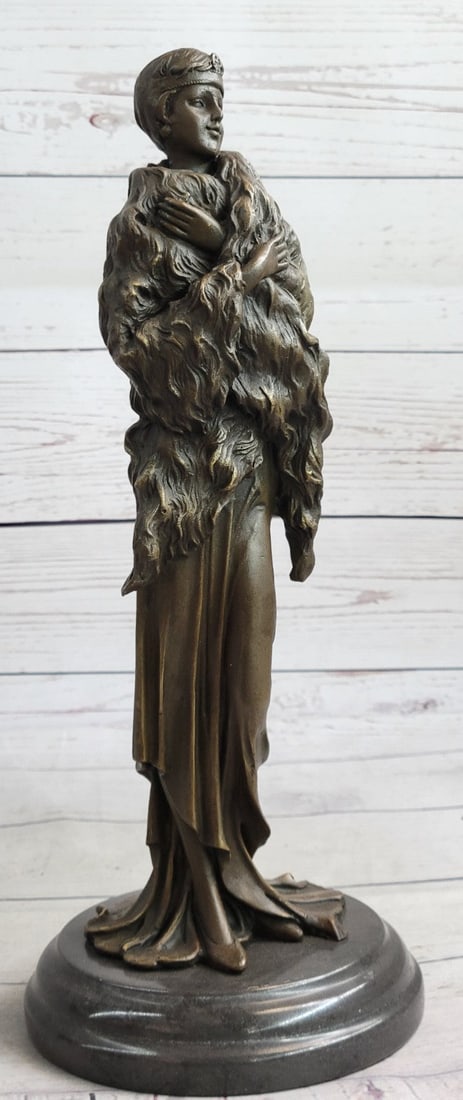 Temptress Bronze Figurine - 4