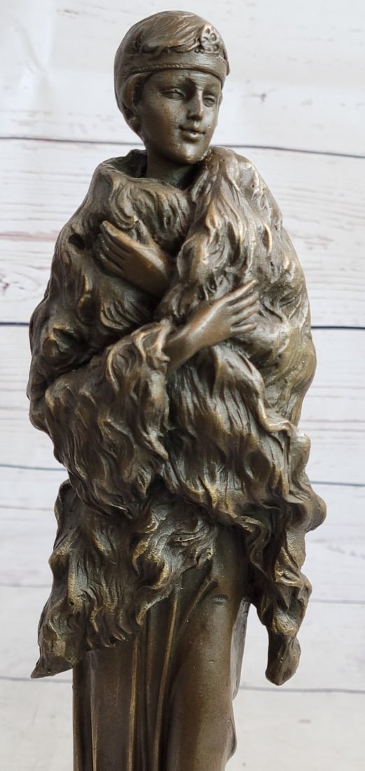 Temptress Bronze Figurine - 8