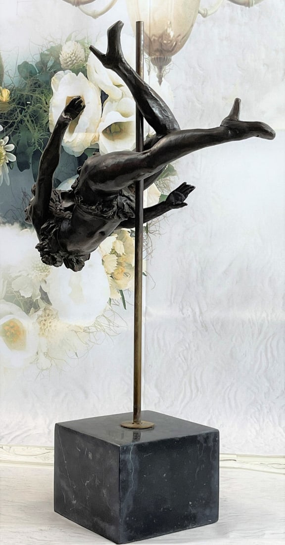 Lovely Bronze Statue - 4