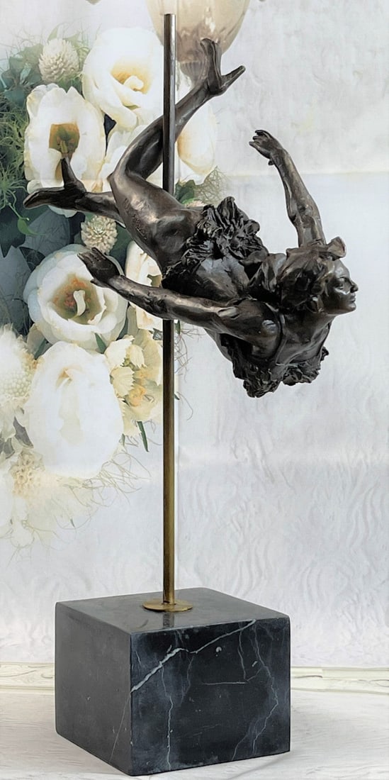 Lovely Bronze Statue - 7
