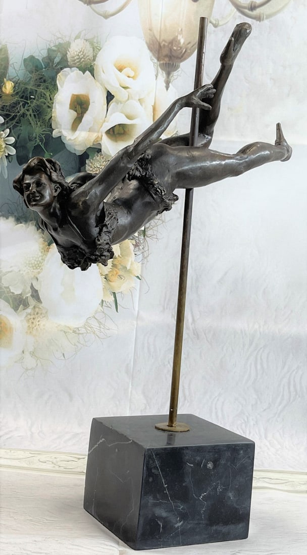 Lovely Bronze Statue - 9