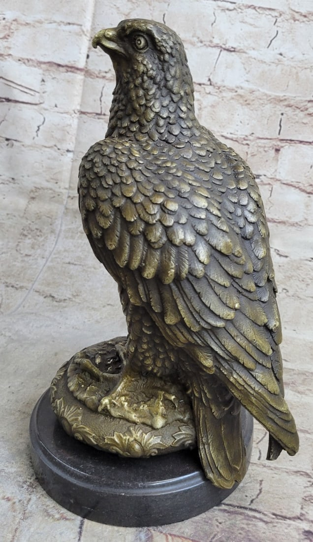 Elegant Classical Bronze Statue - 4