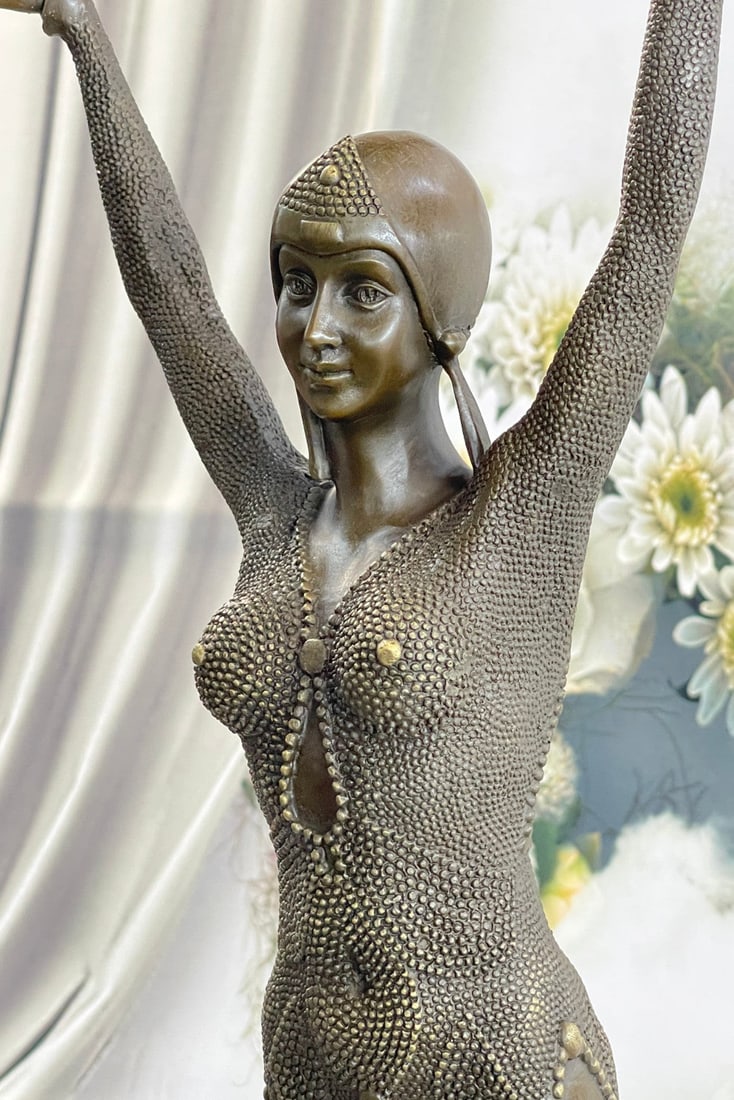 Doura Bronze Statue - 6