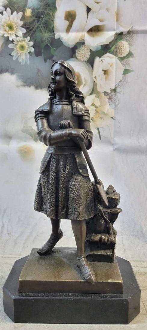 Fremiet French Bronze Sculpture on Marble base Statue: Beautiful Bronze Sculpture Fremont features exquisite detail. Dimensions: Height 12 X Width 5 inches. Weight: 8 LBS.