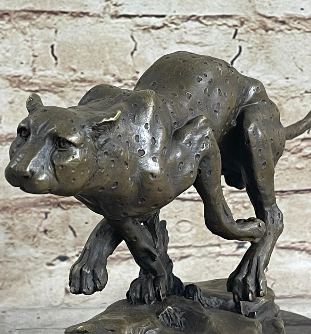 Cheetah Bronze Statue - 4