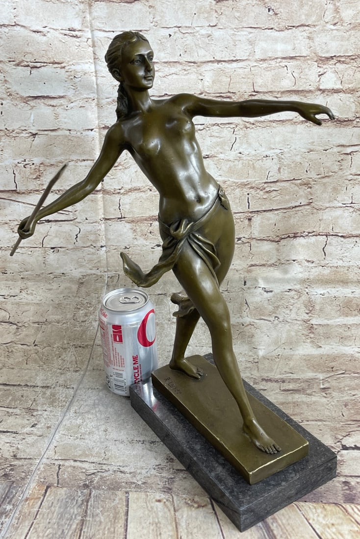 Amazon Queen Bronze Sculpture - 2