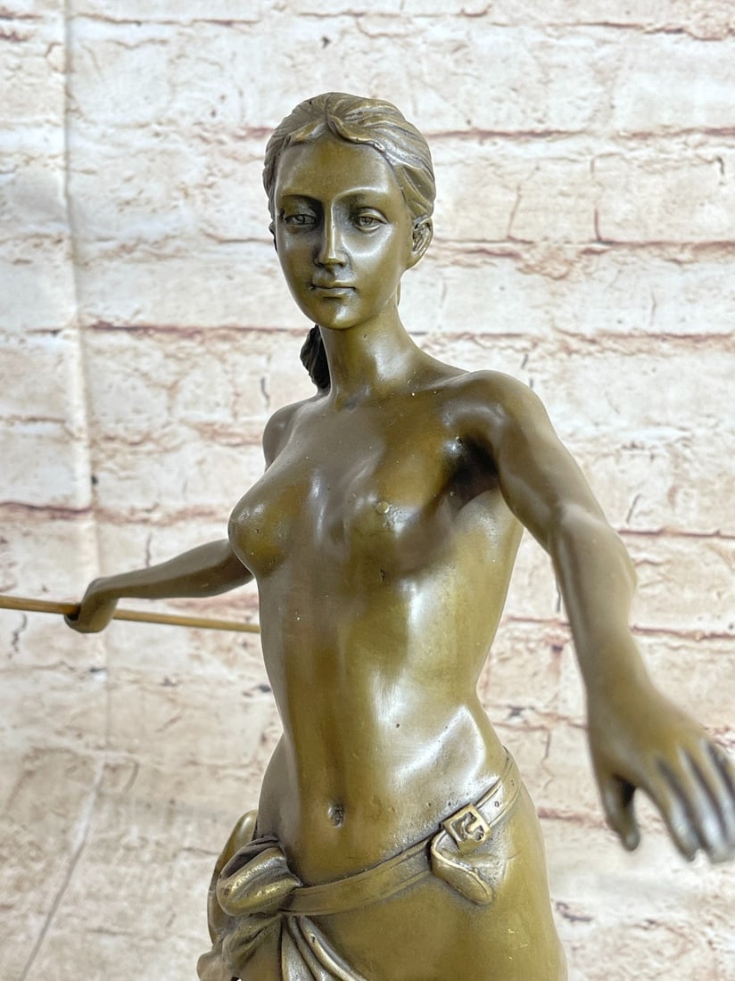 Amazon Queen Bronze Sculpture - 4