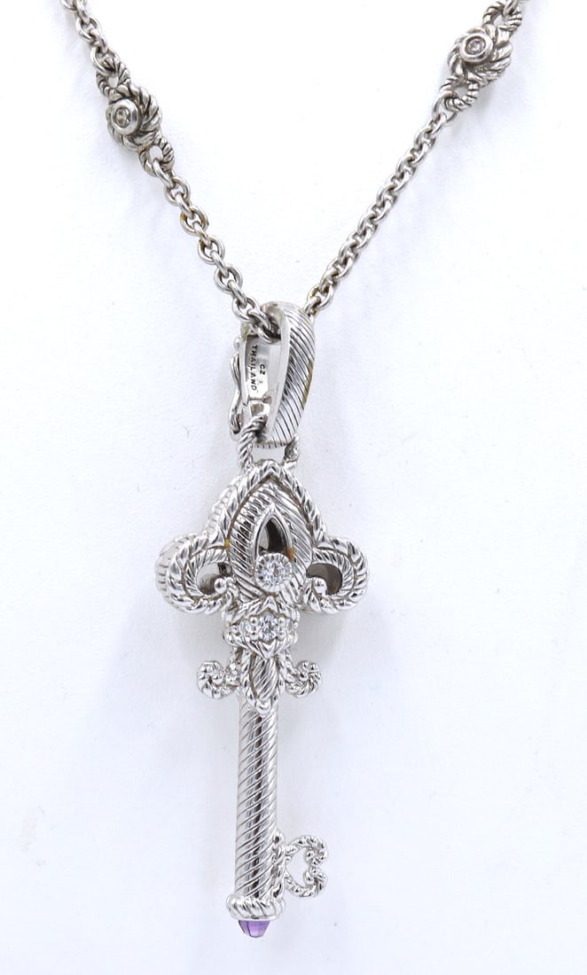 925 Sterling silver Judith Ripka Key pendant on chain necklacea: Judith Ripka heart shaped pendant on 36 inches chain necklace. Total weight of necklace 29.1 grams.