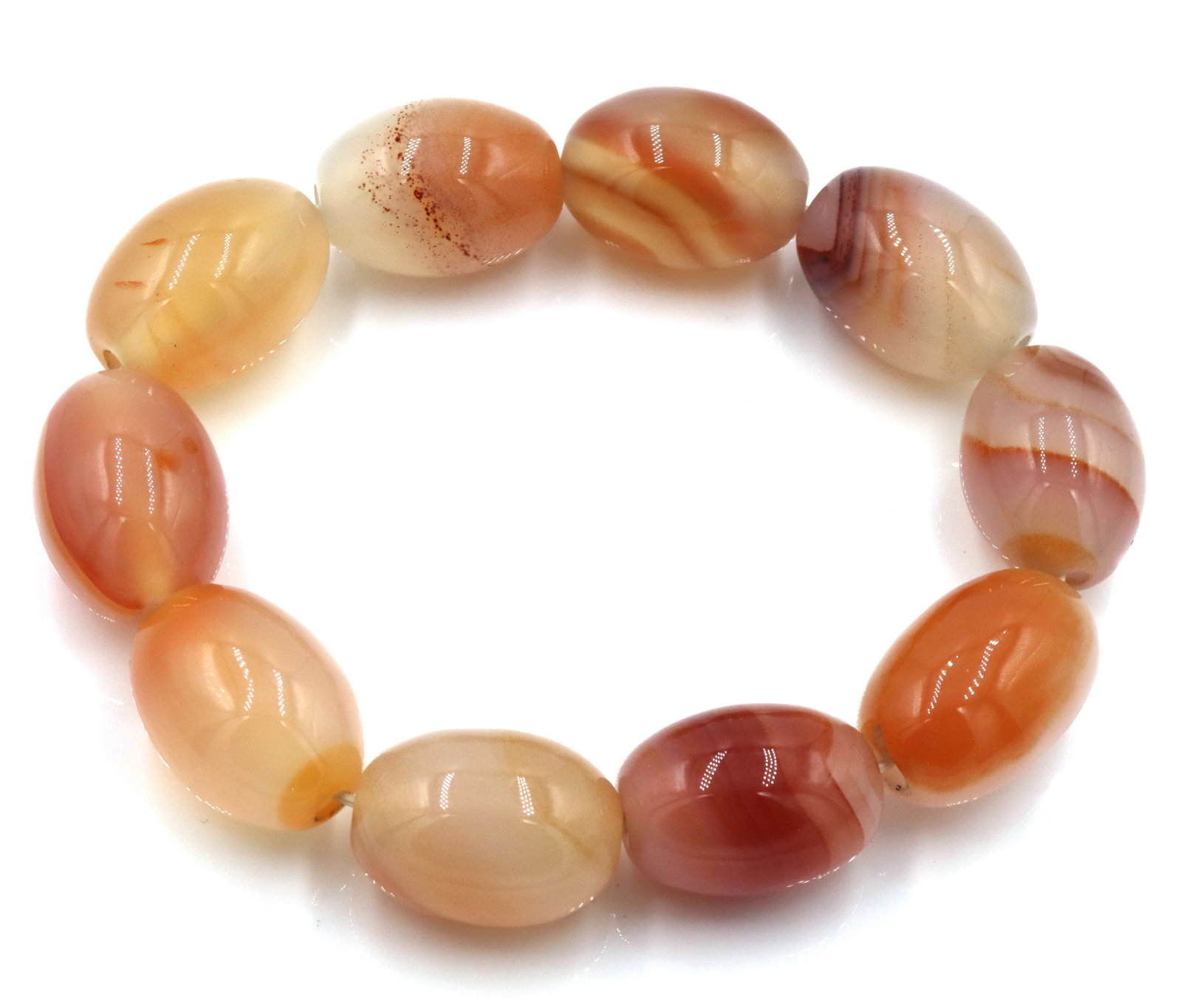 Orange quartz chunky bracelet: Orange quartz chunky bracelet. The total weight of the bangle is 61.1 grams.