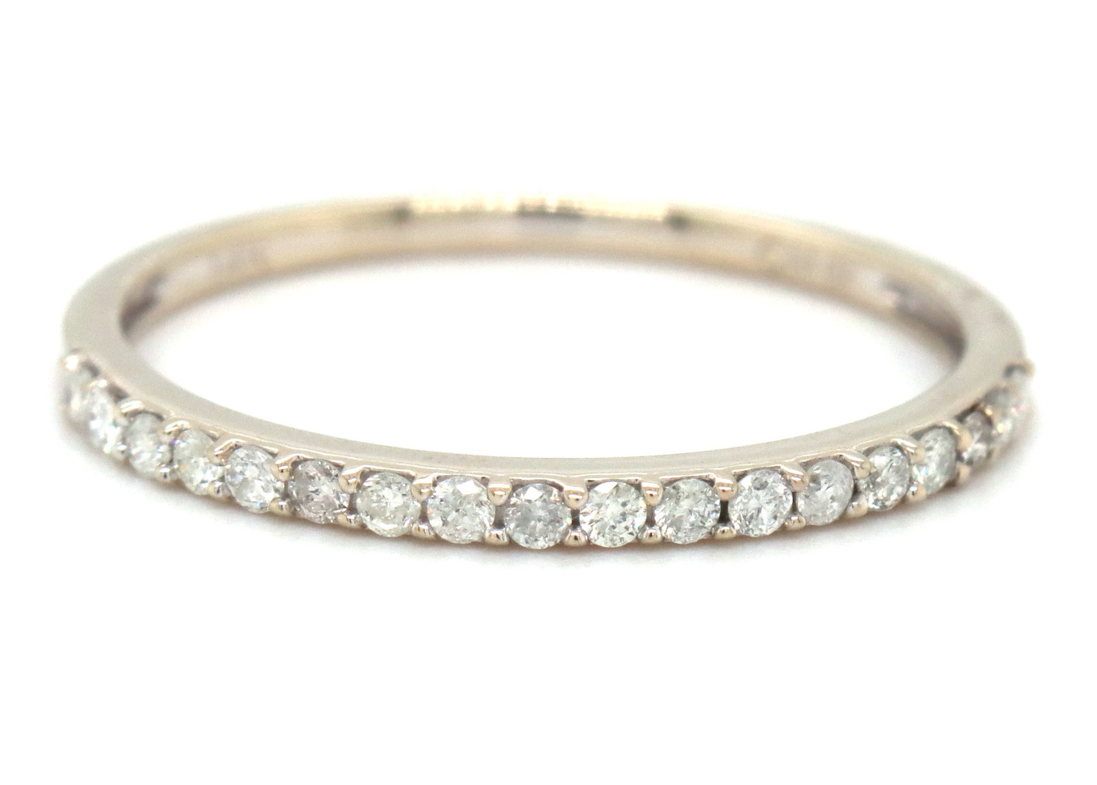 14kt White gold 0.20ctw diamond band (1 of 4)