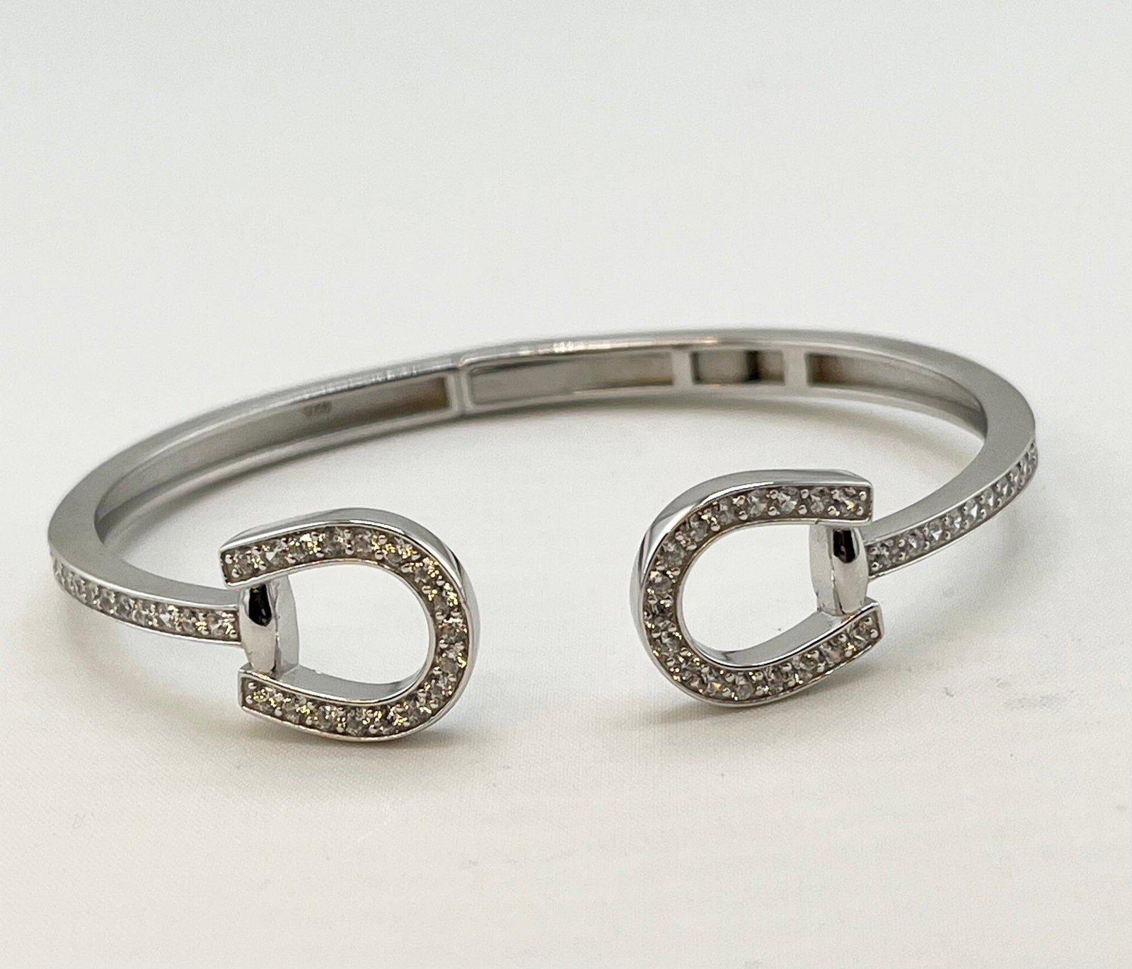 925 Sterling Silver Two Horsebit Motifs With End Design As Half Saddle Details Bangle (1 of 8)
