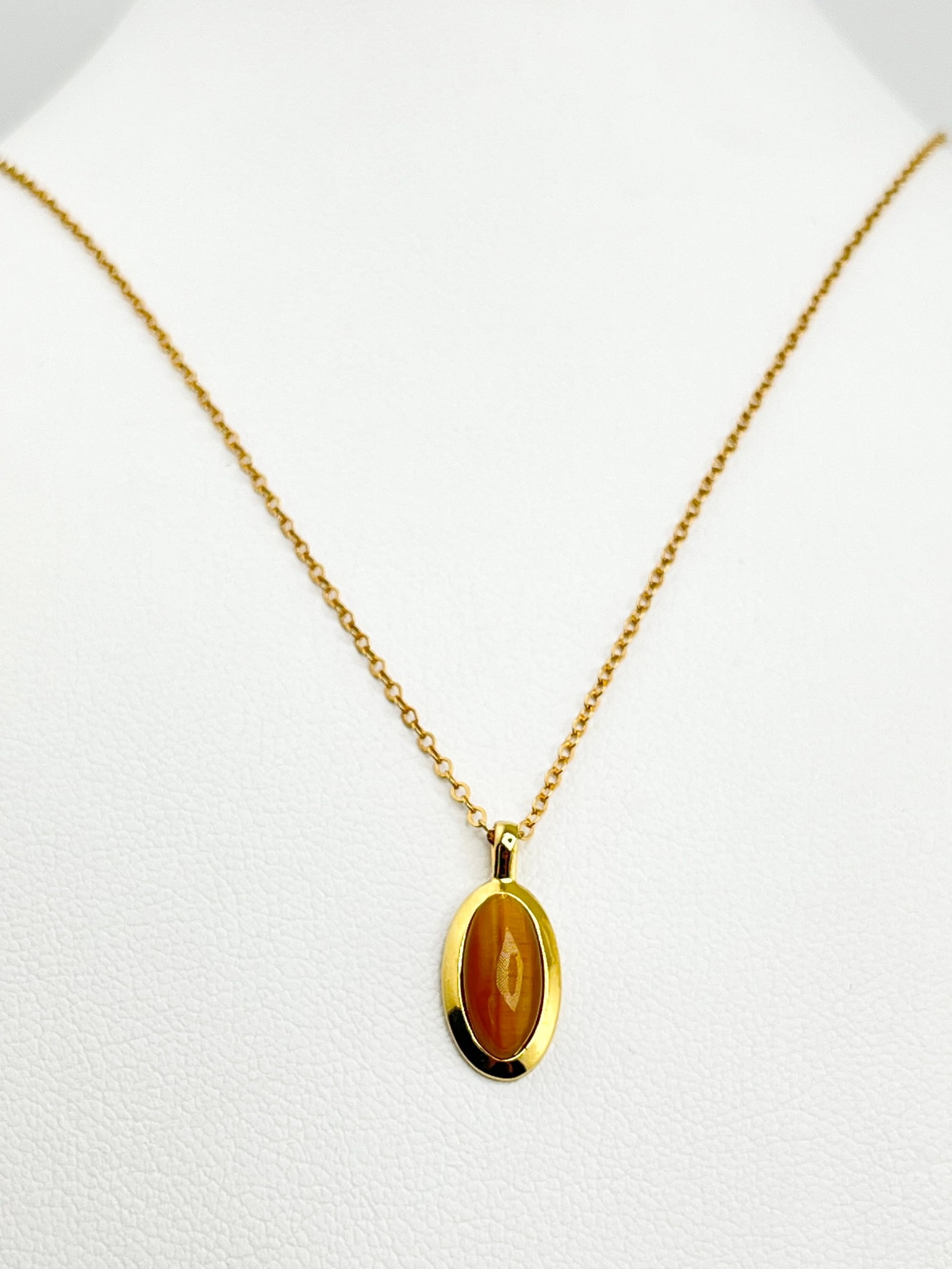 14KT Yellow Gold Filled Tiger Eye Drop pendant Necklace: 14KT Yellow Gold Filled Tiger Eye Pendant Necklace. 1.7gram. 16 inches