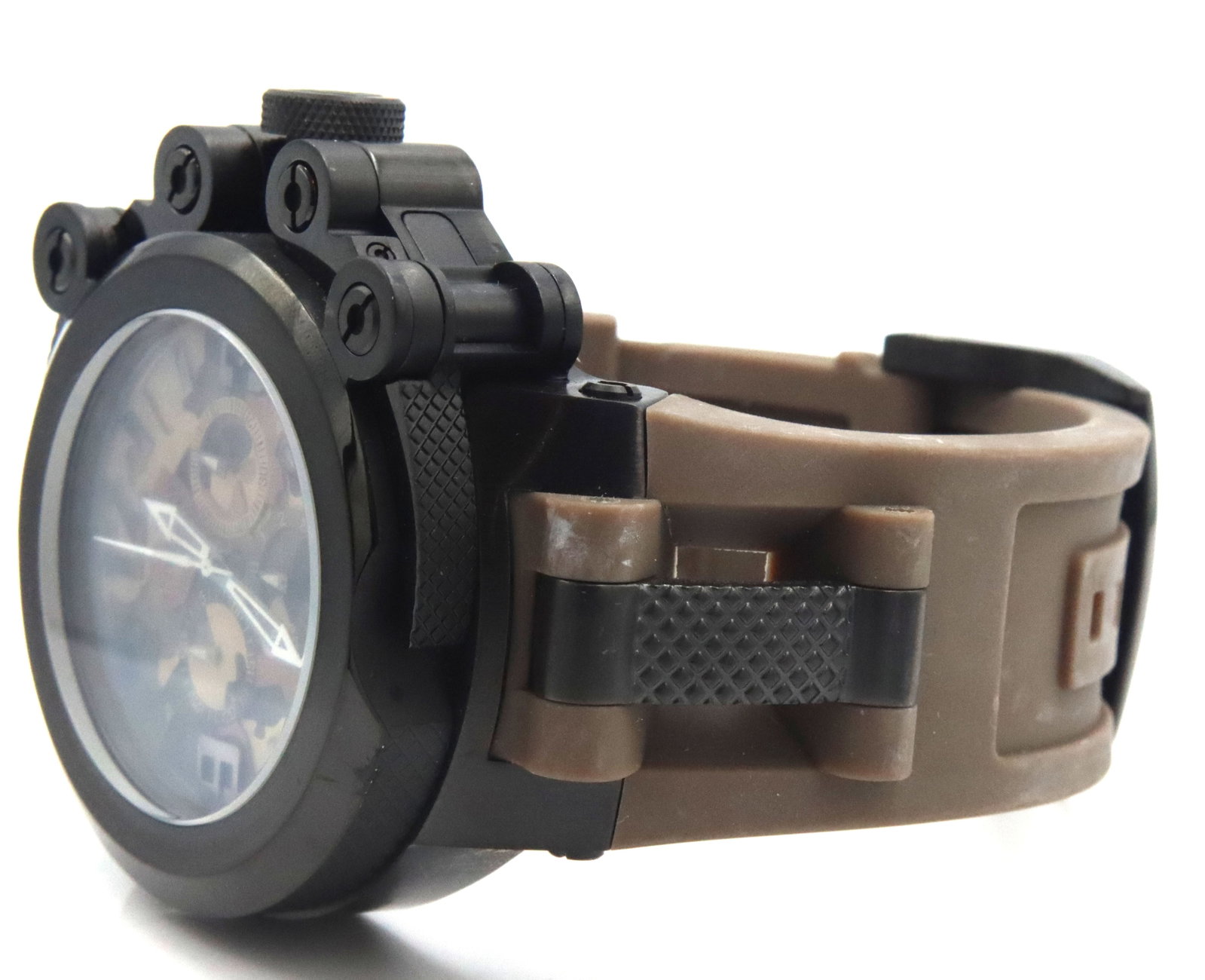 Invicta Coalition forces men watch - 4