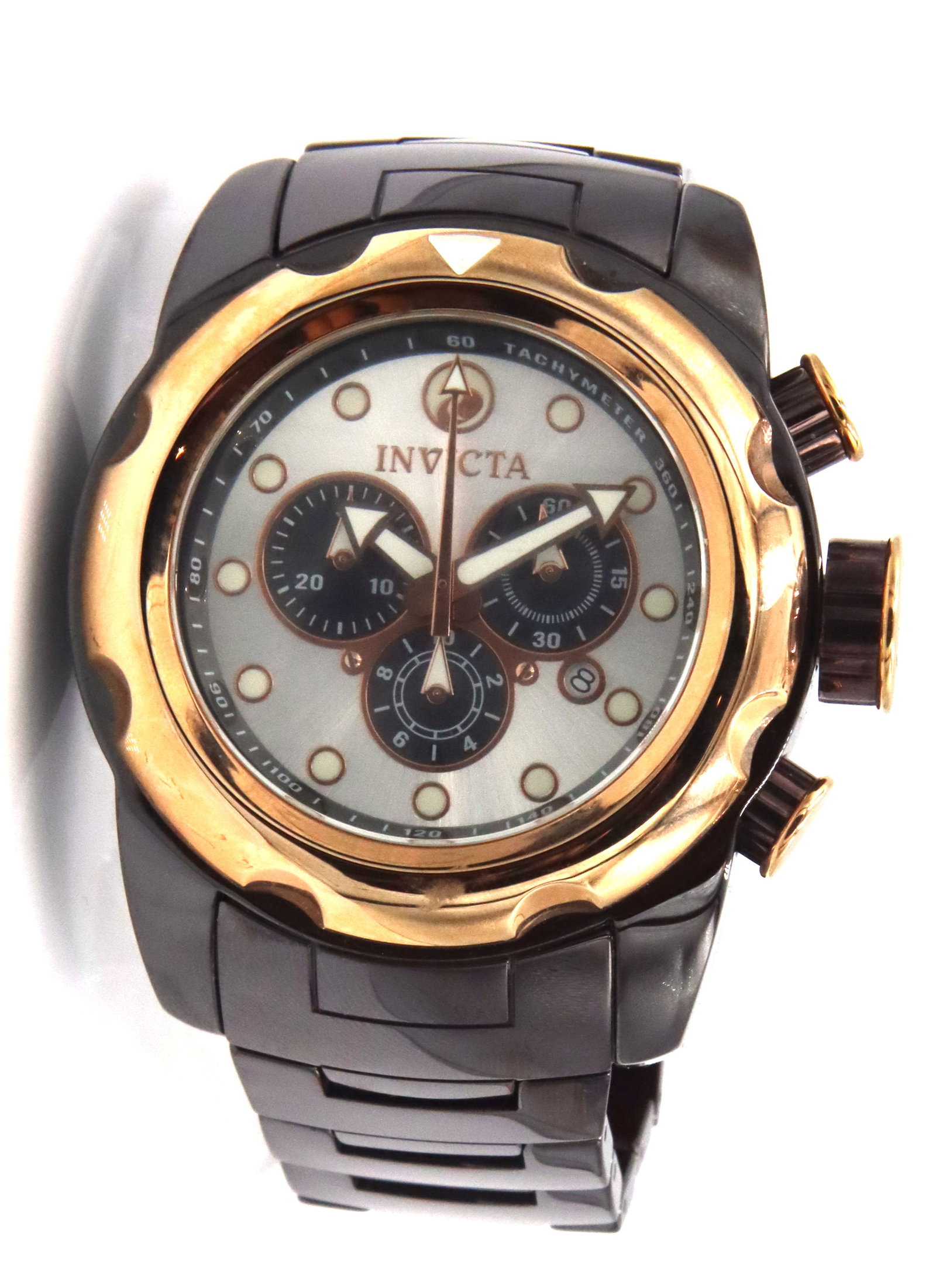 Invicta men's watch quartz Swiss: Invicta men's 8.25-inch watch quartz Swiss. The total weight of watch is 252.9 grams.