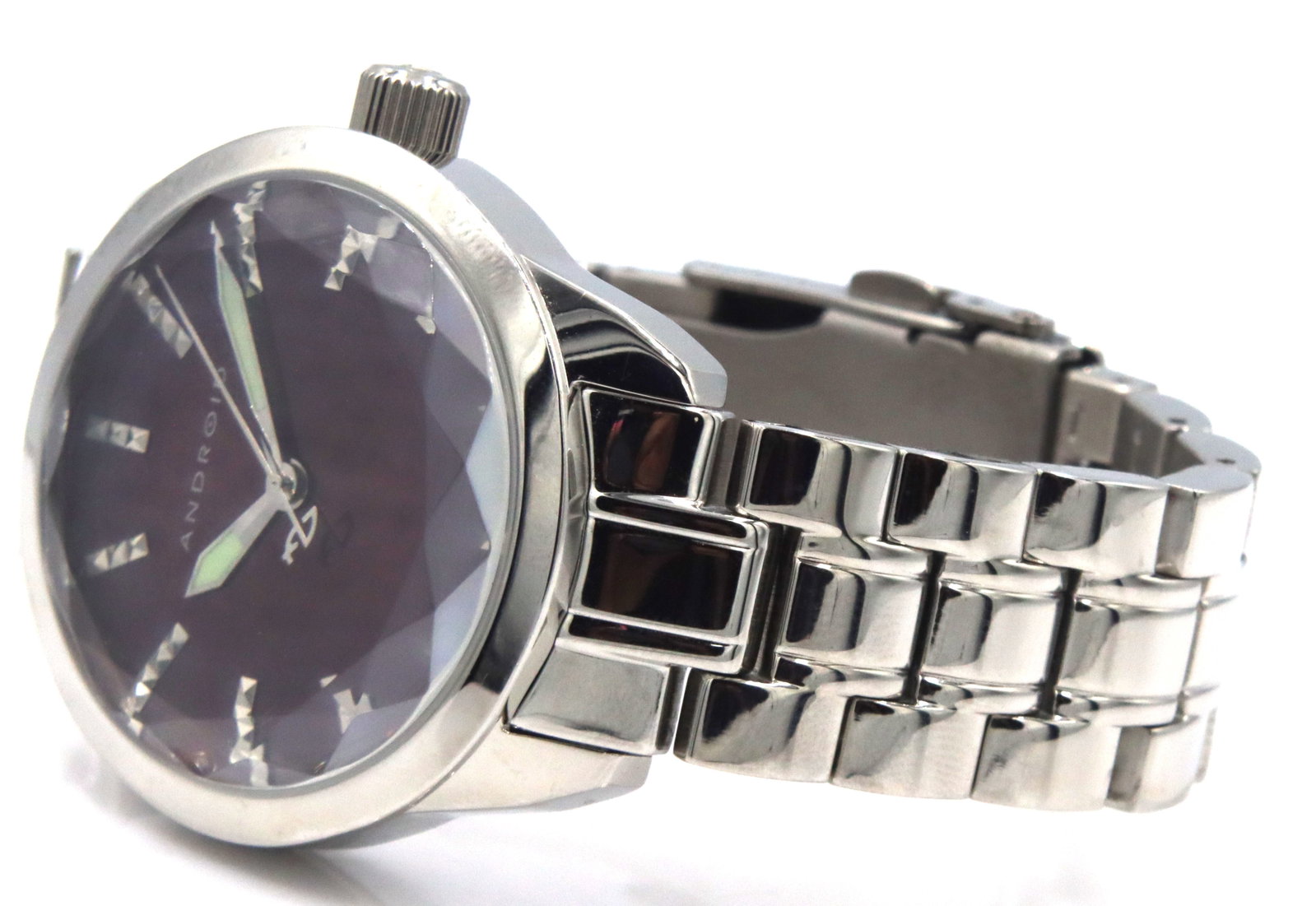 Android watch features a bold burgundy dial - 4